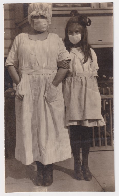 my mother and aunt in 1918