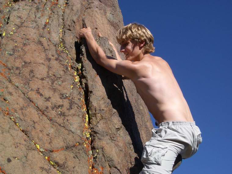 Sean Bouldering in Tuolumne